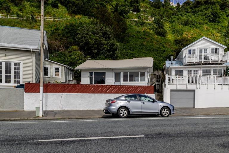 Photo of property in 161 Marine Parade, Mount Maunganui, 3116