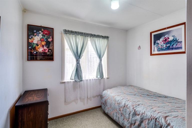 Photo of property in 319 Kennedy Road, Onekawa, Napier, 4110