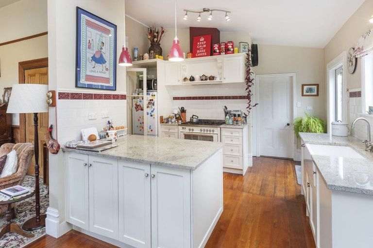 Photo of property in 1/123 Studholme Street, Somerfield, Christchurch, 8024