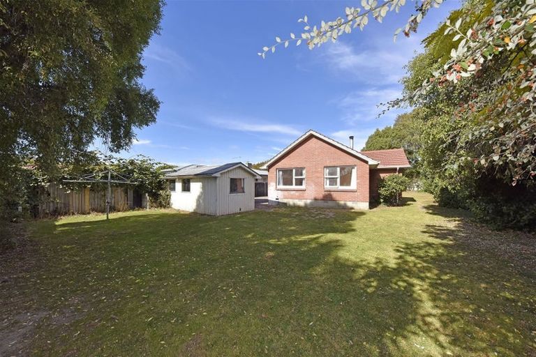 Photo of property in 208 Yaldhurst Road, Avonhead, Christchurch, 8042