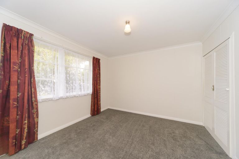 Photo of property in 5 Hartley Place, Awapuni, Palmerston North, 4412