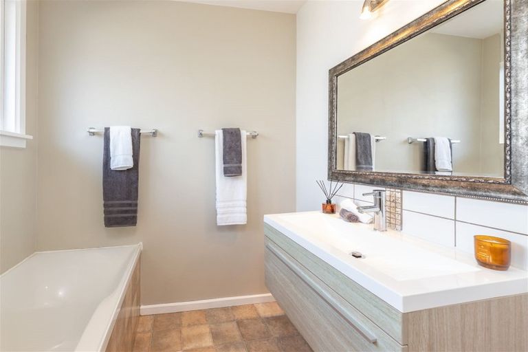 Photo of property in 17 Stretton Street, Bishopdale, Christchurch, 8053