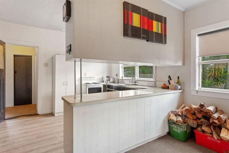 Photo of property in 12 Tawa Street, Edgecumbe, 3120