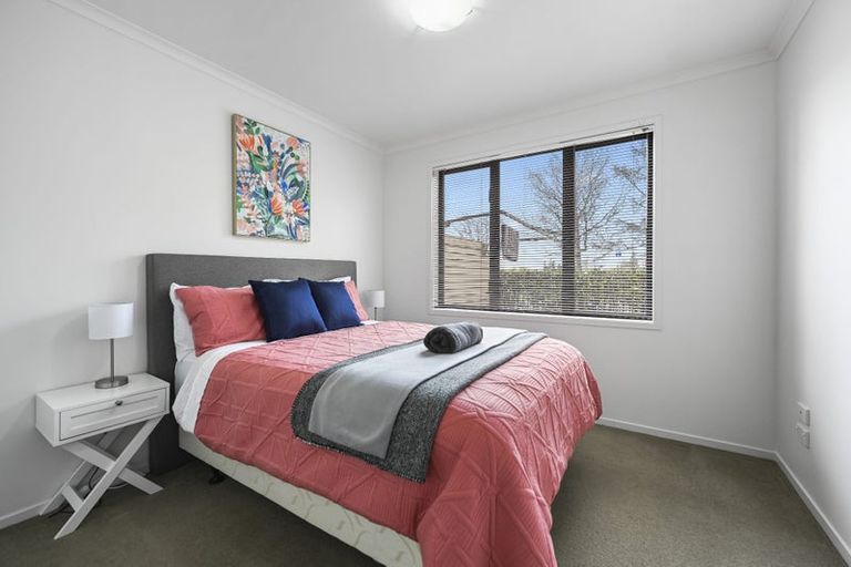 Photo of property in 5/240 Old Farm Road, Hillcrest, Hamilton, 3216