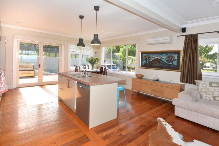 Photo of property in 61 Forfar Street, Clyde Hill, Dunedin, 9011