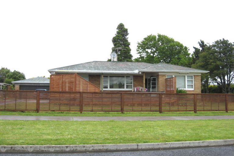 Photo of property in 162 Princes Street West, Pukekohe, 2120