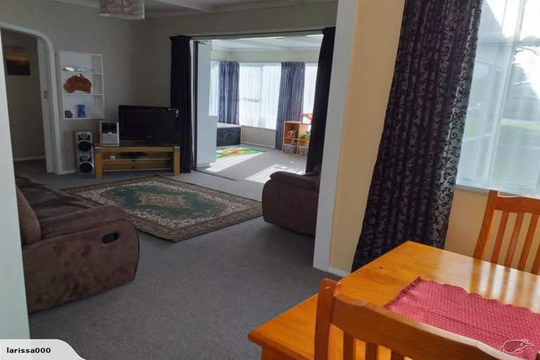 Photo of property in 32 Burton Avenue, Whanganui East, Whanganui, 4500
