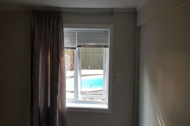 Photo of property in 1/224 Forrest Hill Road, Forrest Hill, Auckland, 0620