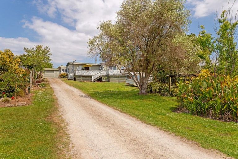 Photo of property in 4 Hinekura Road, Tolaga Bay, 4077