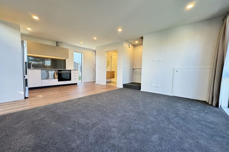 Photo of property in 8/43 New Brighton Road, Shirley, Christchurch, 8061