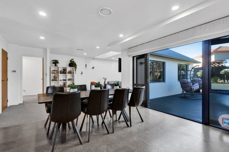 Photo of property in 5-7 Adam Lile Drive, Highlands Park, New Plymouth, 4312