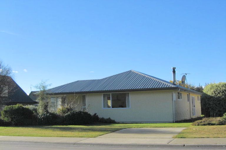 Photo of property in 59 Plantation Road, Wanaka, 9305