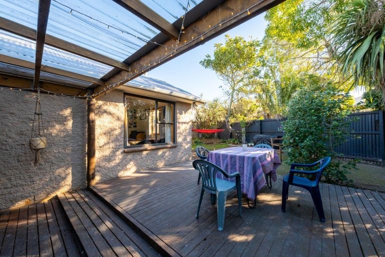 Photo of property in 4 Pacific Road, North New Brighton, Christchurch, 8083