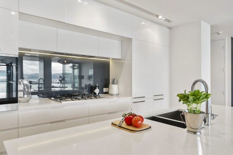 Photo of property in 902/1 Market Lane, Wellington Central, Wellington, 6011