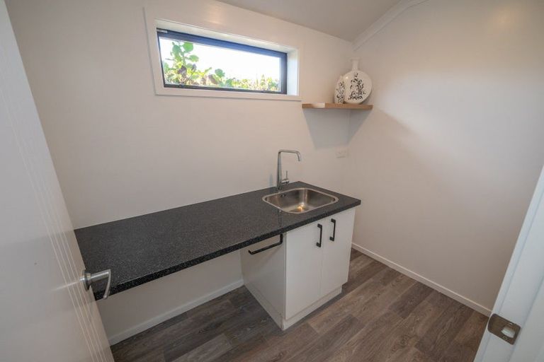 Photo of property in 20 Eagles Way, Cable Bay, 0420