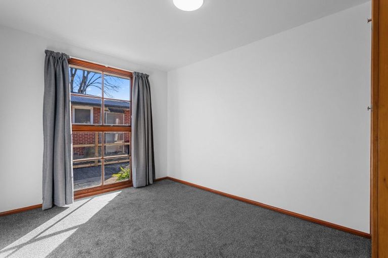 Photo of property in 3/452 Barbadoes Street, Edgeware, Christchurch, 8013
