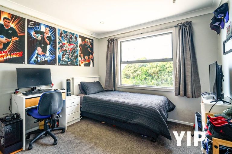 Photo of property in 110 Glanmire Road, Newlands, Wellington, 6037