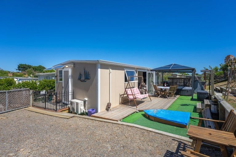 Photo of property in 20 Tasman Road, Otaki Beach, Otaki, 5512