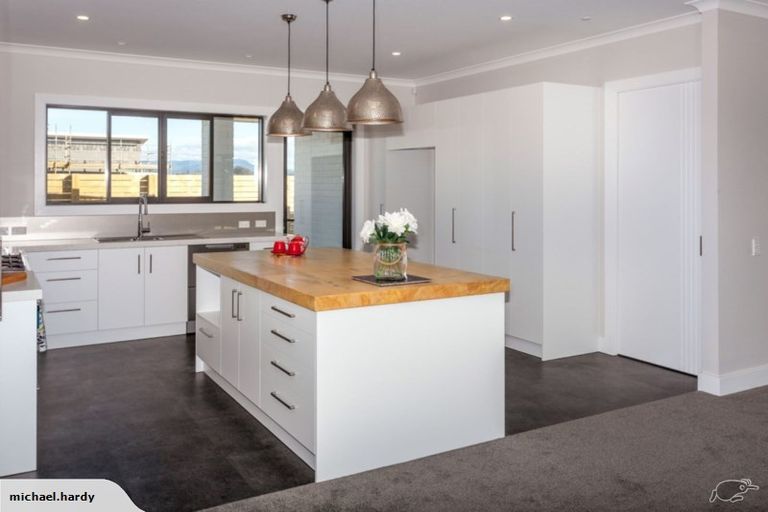 Photo of property in 148 Kupe Drive, Whitianga, 3510