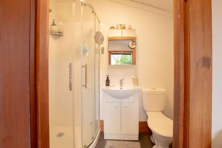 Photo of property in 180 Cambridge Road, Hillcrest, Hamilton, 3216