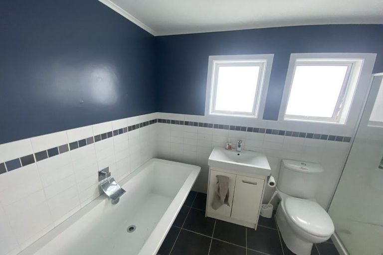 Photo of property in 2/21 Wedgwood Avenue, Mangere East, Auckland, 2024