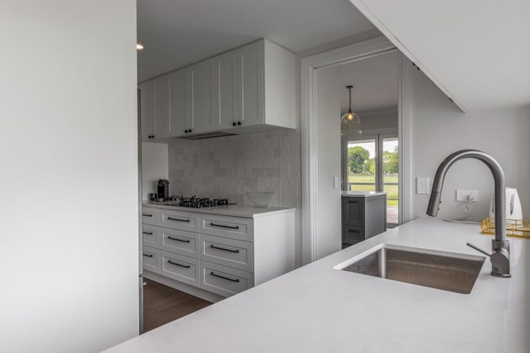 Photo of property in 4 Sunline Drive, Leamington, Cambridge, 3432