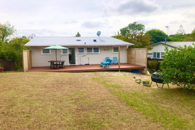 Photo of property in 104 Aeroview Drive, Beach Haven, Auckland, 0626