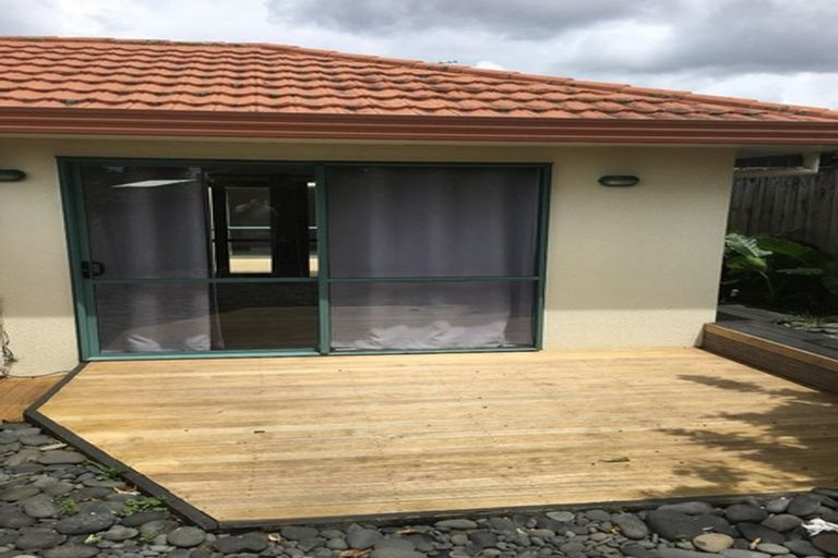 Photo of property in 1/41 Ennis Avenue, Pakuranga Heights, Auckland, 2010