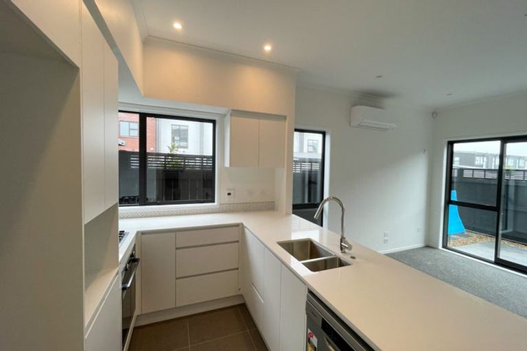 Photo of property in 2 Jagoda Road, Westgate, Auckland, 0614