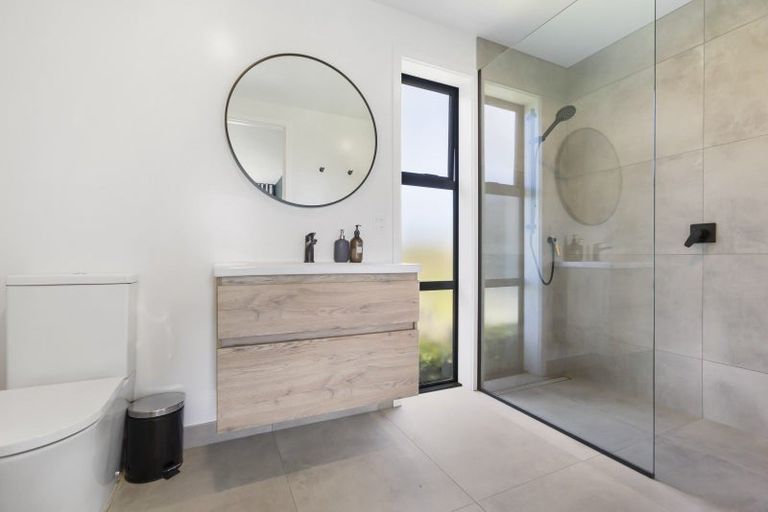 Photo of property in 12 Robrosa Street, Wanaka, 9305