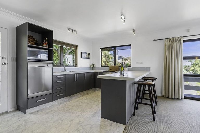 Photo of property in 8 Sutherland Avenue, Mount Maunganui, 3116