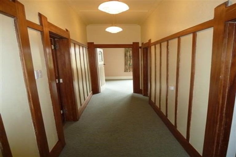 Photo of property in 50 Shakespeare Road, Bluff Hill, Napier, 4110