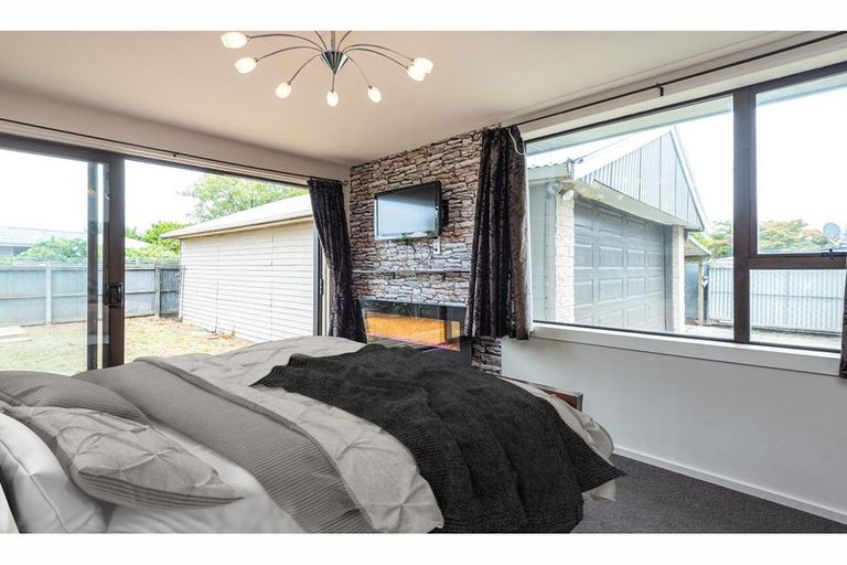 Photo of property in 37 Fern Drive, Halswell, Christchurch, 8025