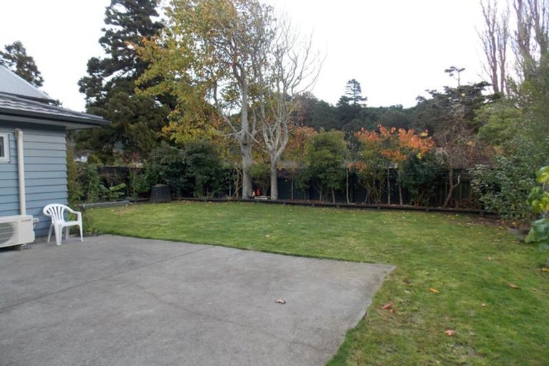 Photo of property in 2/368 Stokes Valley Road, Stokes Valley, Lower Hutt, 5019