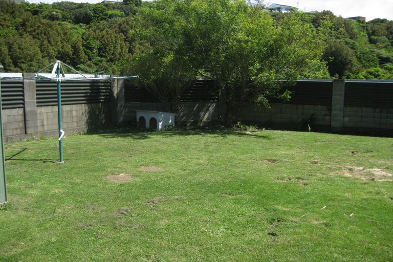 Photo of property in 18 Holly Grove, Maungaraki, Lower Hutt, 5010