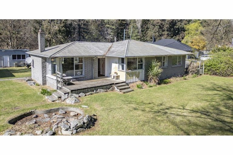 Photo of property in 5 Kowhai Drive, Darfield, 7510