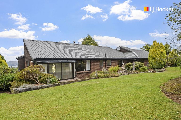 Photo of property in 43 Halfway Bush Road, Halfway Bush, Dunedin, 9076