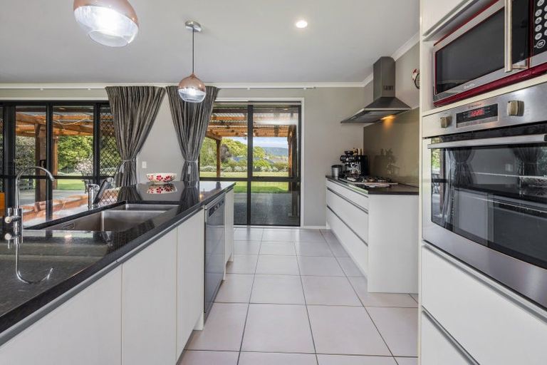 Photo of property in 16 Lacebark Drive, Kinloch, Taupo, 3377