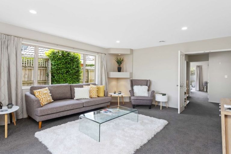 Photo of property in 56 Blue Gum Place, New Brighton, Christchurch, 8083