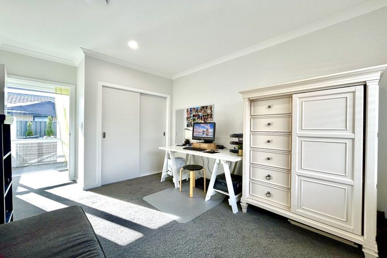 Photo of property in 72 Eriksen Road, Te Awa, Napier, 4110