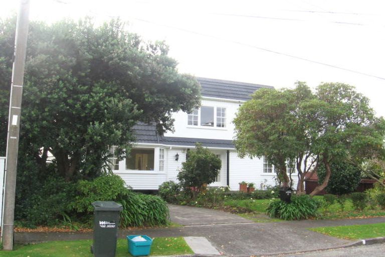 Photo of property in 36 Fairfield Avenue, Fairfield, Lower Hutt, 5011
