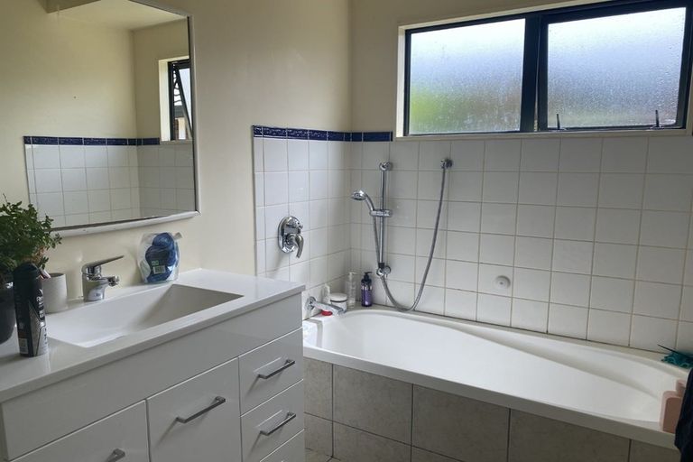 Photo of property in 9 Takahe Drive, Paraparaumu Beach, Paraparaumu, 5032