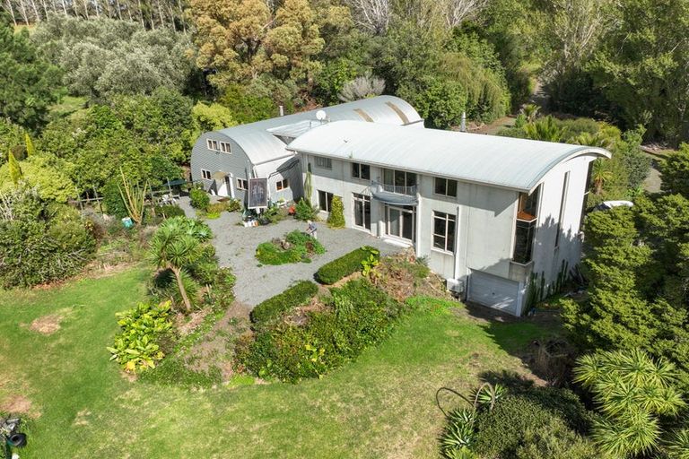 Photo of property in 257 Metcalfe Road, Matakohe, 0593