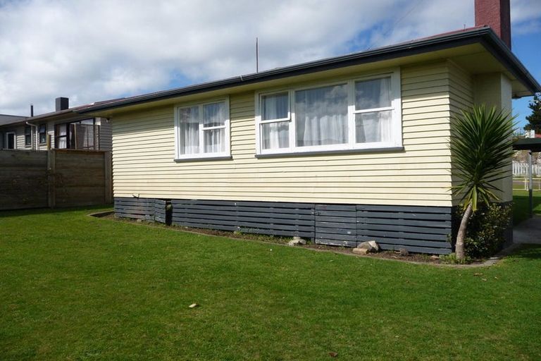 Photo of property in 21 Tyrone Street, Greerton, Tauranga, 3112