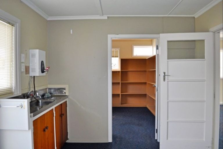 Photo of property in 66 Govett Avenue, Frankleigh Park, New Plymouth, 4310