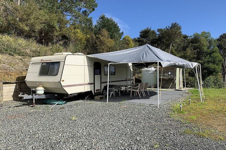 Photo of property in 434 Pahi Road, Pahi, Paparoa, 0571