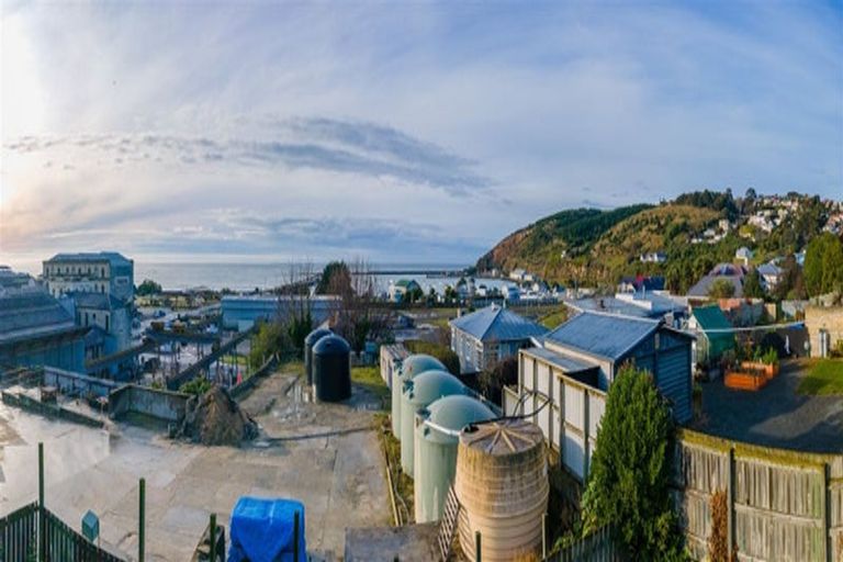 Photo of property in 45 Tees Street, South Hill, Oamaru, 9400