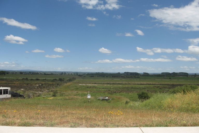 Photo of property in 166 Pukehina Parade, Pukehina, 3189
