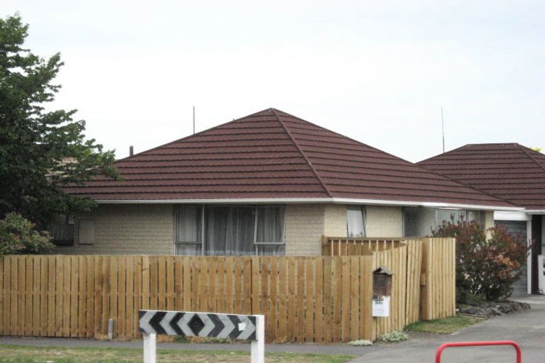 Photo of property in 1/84 Hay Street, Bromley, Christchurch, 8062