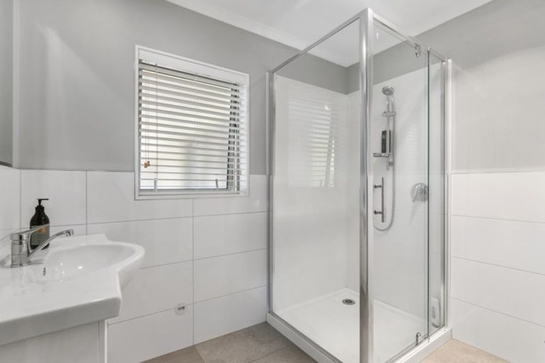 Photo of property in 363 Linwood Road, Karaka, Papakura, 2580